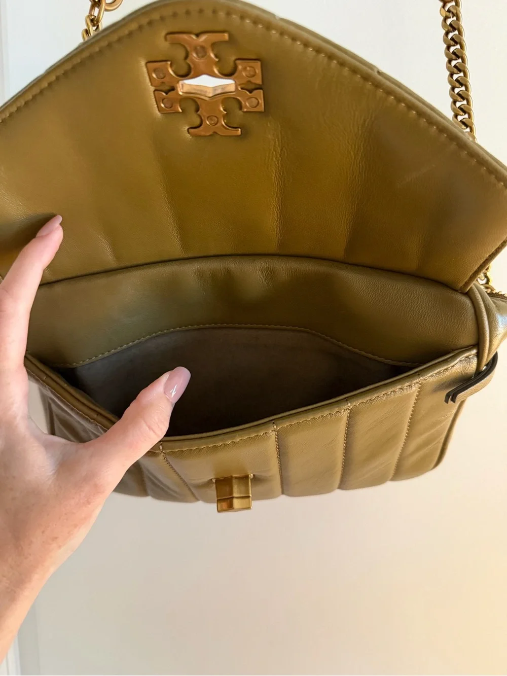Tory Burch Olive Green Quilted Leather Camera Crossbody with Gold Logo